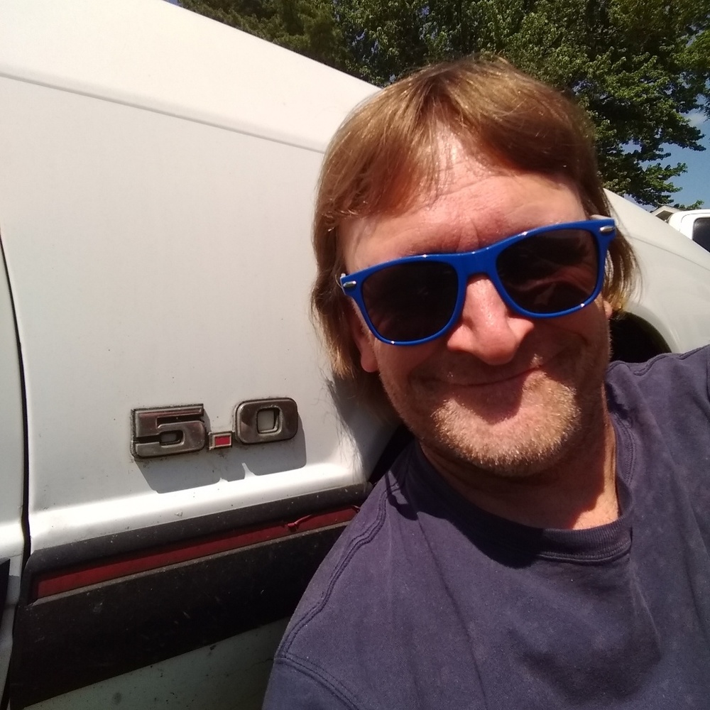 Meet your Posher, Bill